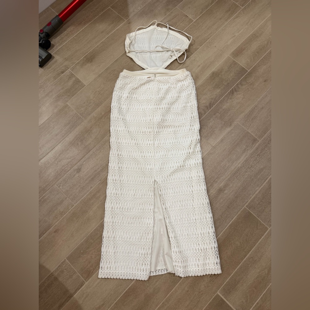 PATBO white ivory crochet halter beach cutout maxi dress - Size 10 - Picture 15 of 16